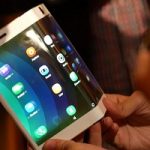 اولین گوشی هوشمند قابل انعطاف - اولین گوشی هوشمند با قابلیت تاشو